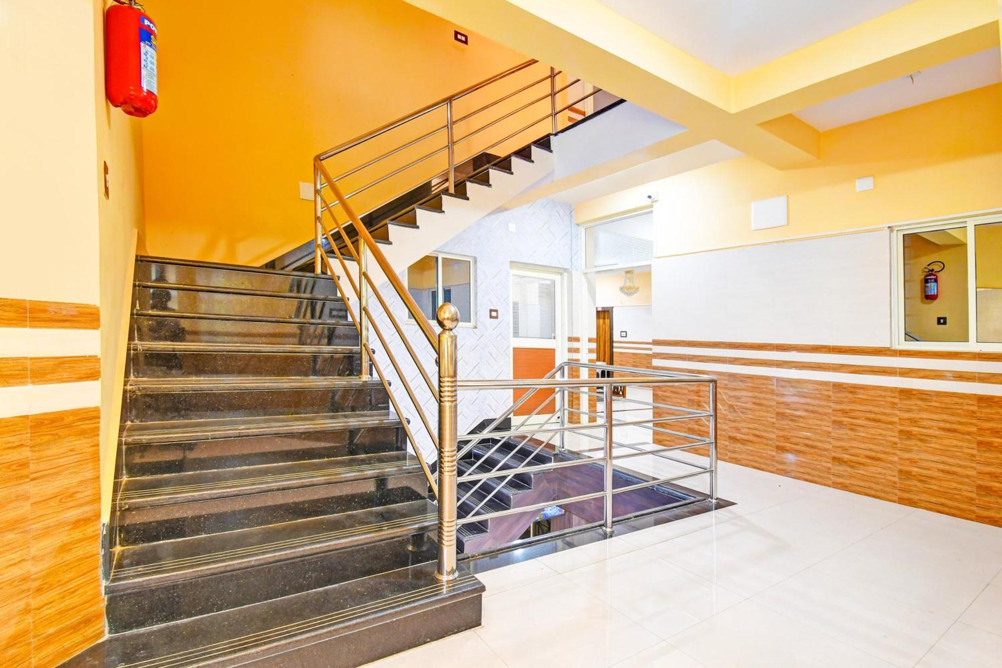 Hotel O Maa Bhubaneswari Hotel Ngoại thất bức ảnh